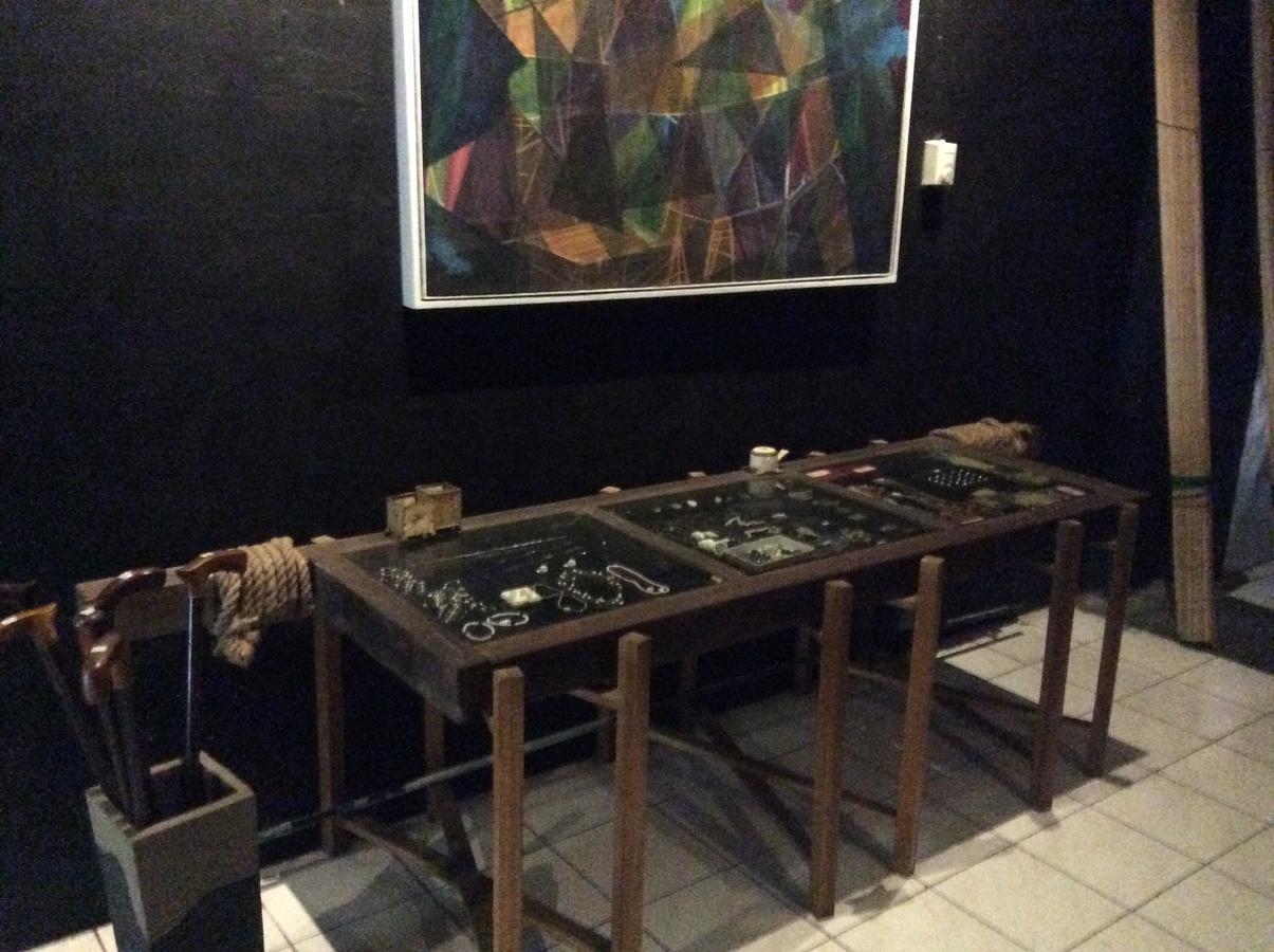 Hotel Bat & Arrow Padang  Esterno foto