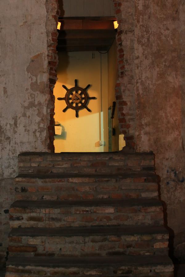 Hotel Bat & Arrow Padang  Esterno foto